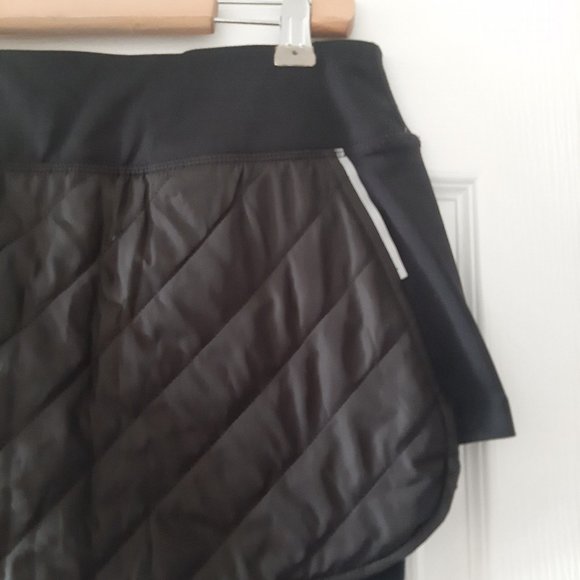 Reitmans Hyba Sport Skirt Legging with Zipper (Heat Insulative for Winter) - Picture 2 of 9